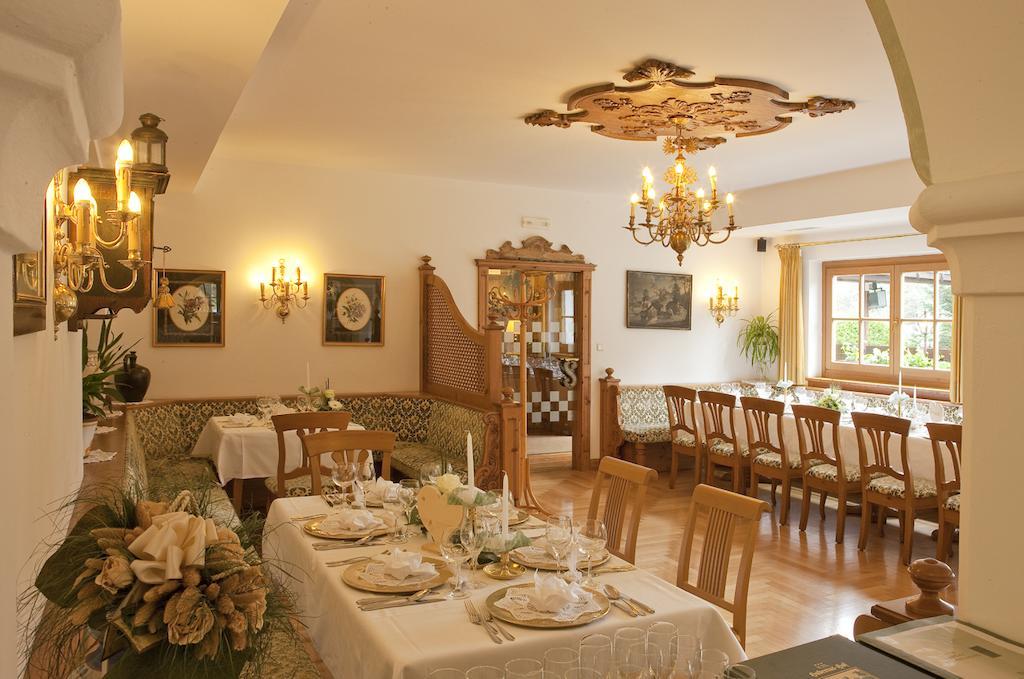 Hotel Hubertushof Dobbiaco Esterno foto